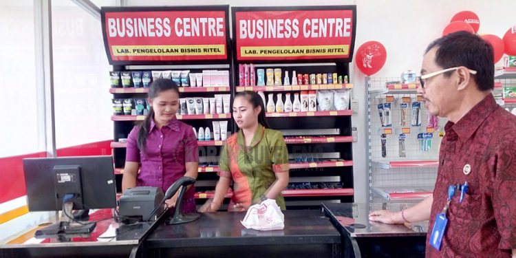 Bentuk Jiwa Enterprenuership, SMKN 1 Singaraja Kerjasama Dengan Perusahaan Retail