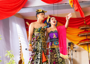 Drama Berbahasa Bali Sebagai Upaya Melestarikan Budaya Bali