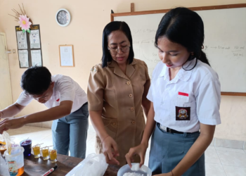 LINGKUNGAN SEBAGAI MEDIA PEMBELAJARAN PROJEK IPAS
